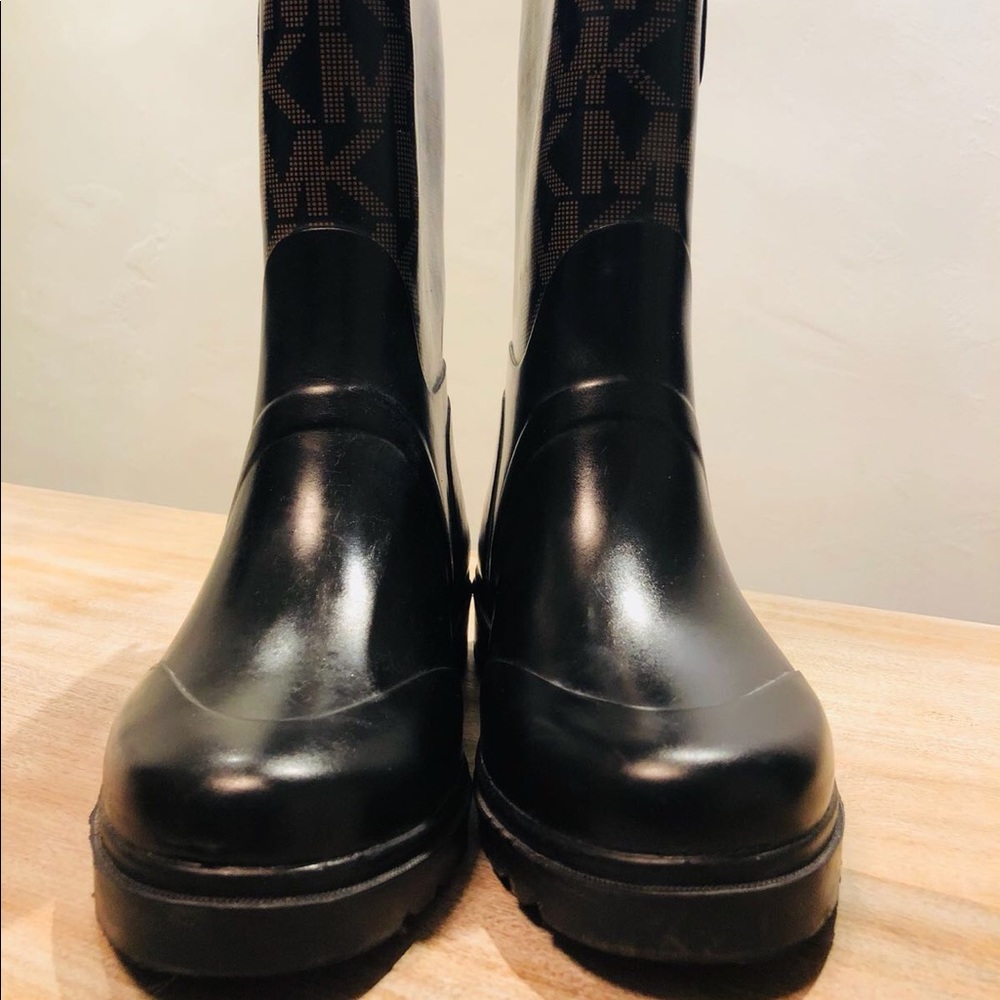 Michael Kors Women's MK Logo Mid Rain Boots Size 6